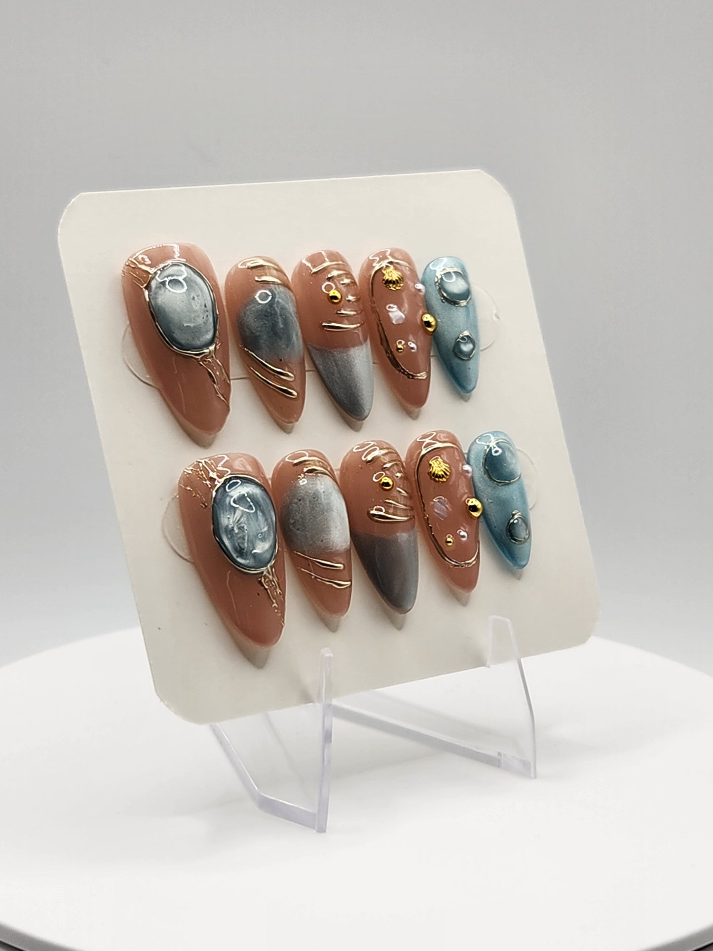 Desert Reef | Medium Almond Press-On Nails