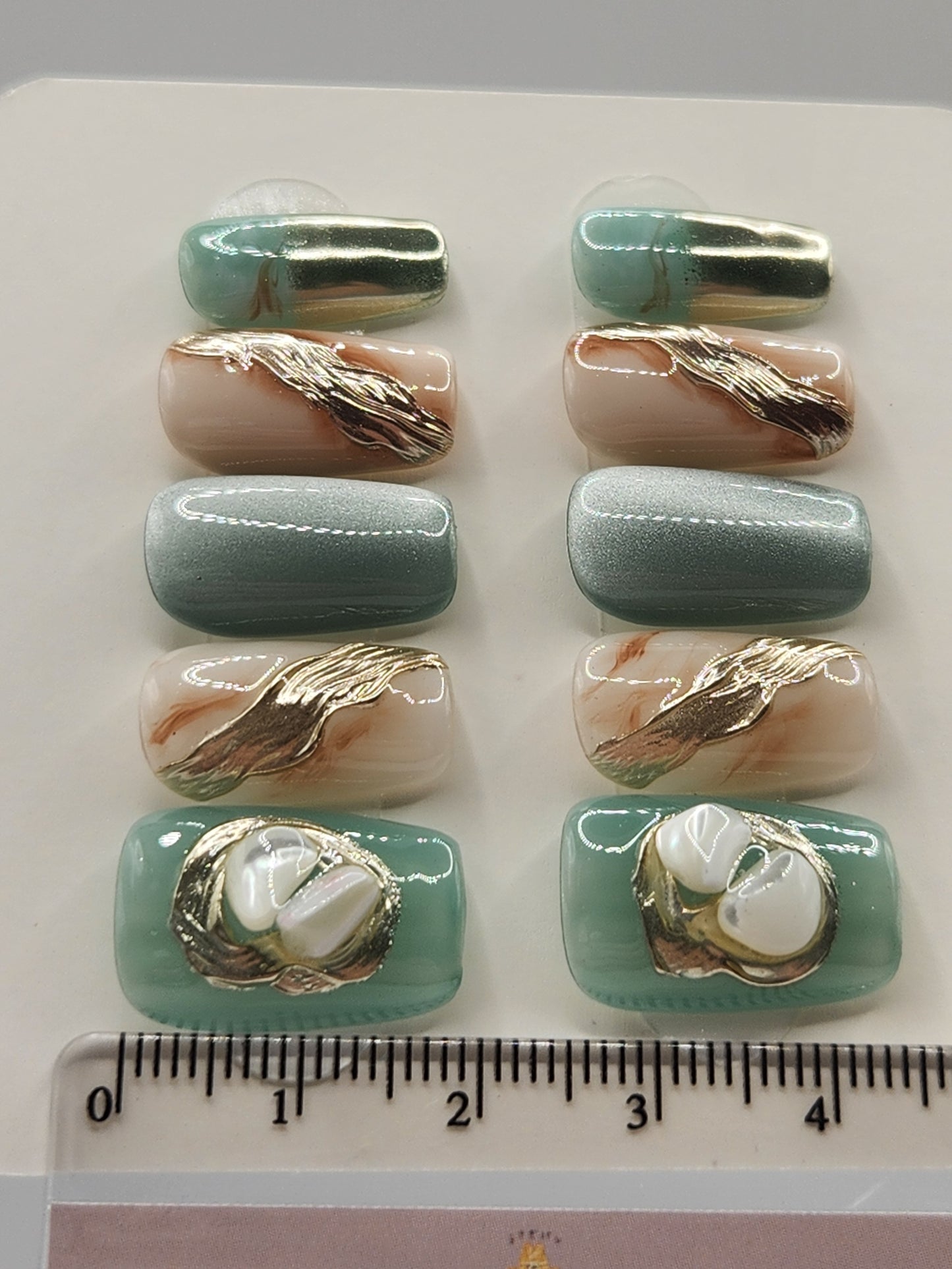 Jade Marble - Short Coffin Press-On Nails